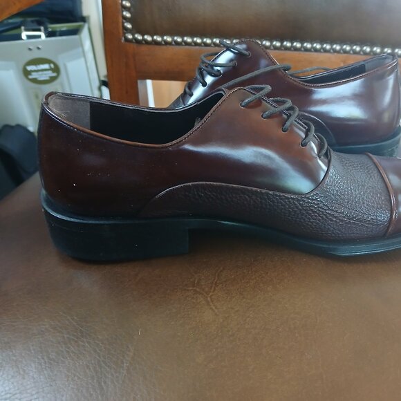 Beautiful all leather mens dress shoes. - Picture 5 of 8